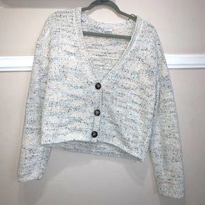 TILLY’S Cream cardigan with Brown buttons